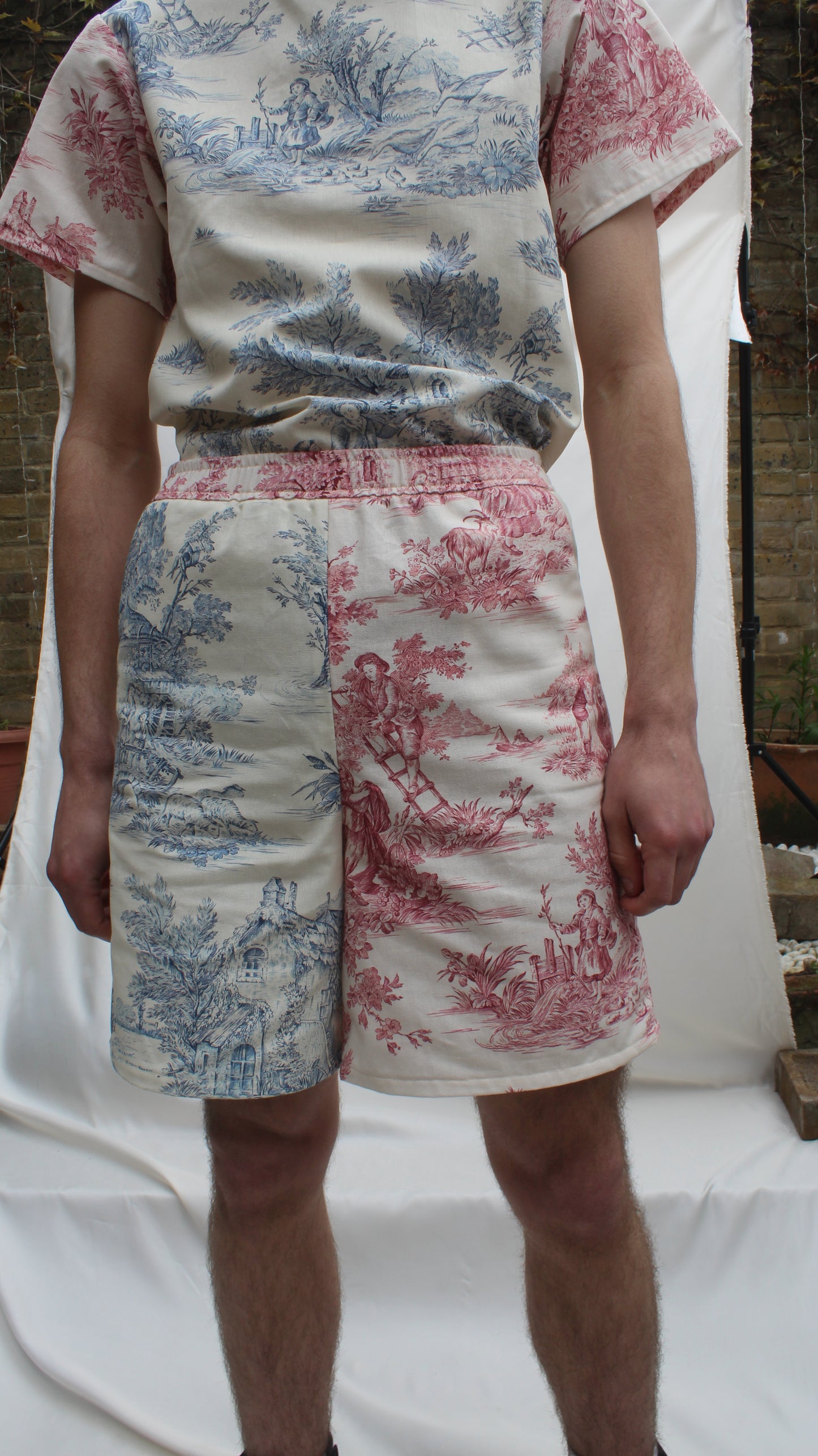 Red/Blue Unisex Le Petit Trianon Shorts